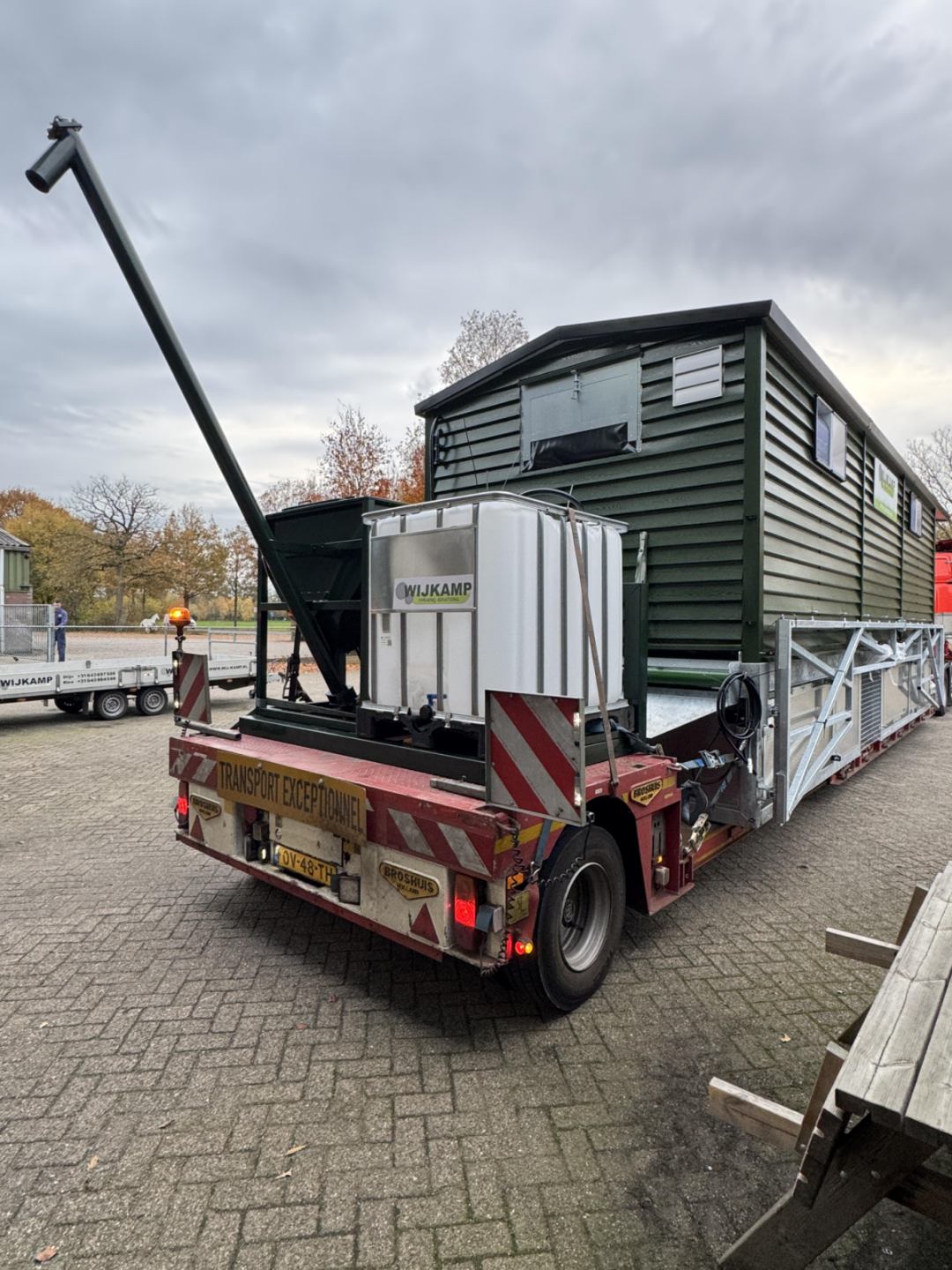 Мобилна ферма Chickenwagon 300 - 450 кокошки носачки, или 300 биологични - Image 4